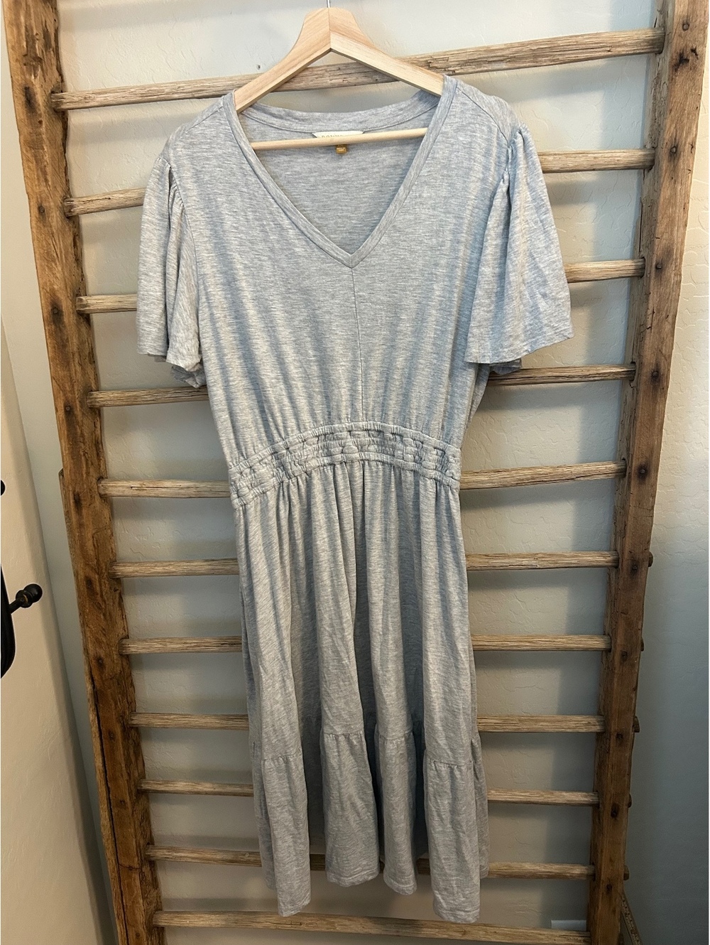 Downeast XXL Light Gray V-Neck Midi Dress with Waist Detail